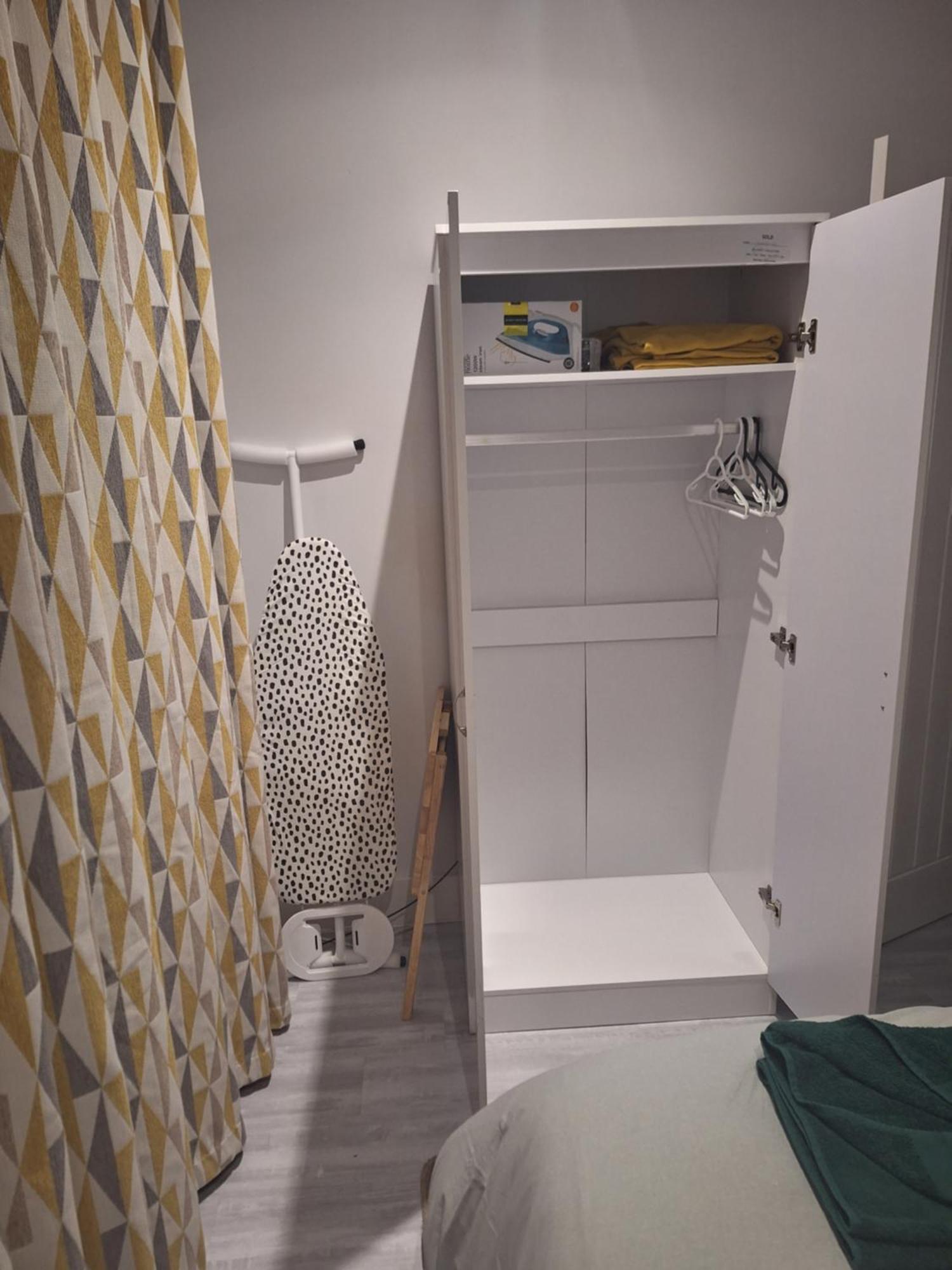 Deluxe Single Room Only For One Adult Northolt (Greater London) Exterior foto